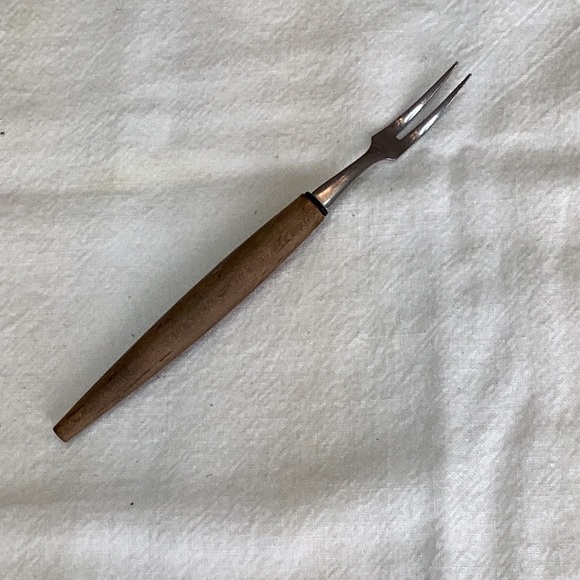 FINAL SALE PRICE Vintage Serving Platter w/fork & Nut Chopper - Picture 4 of 8